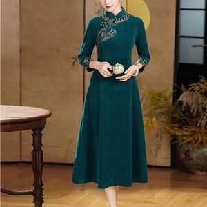 Elegant Teal Long Sleeve Dress